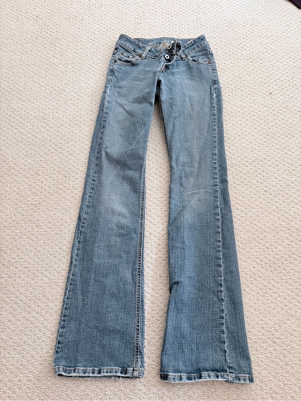Vintage Y2K Levi’s Red Tab Skinny Boot Low-Rise Jeans Size